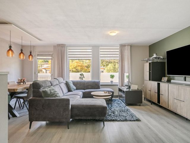 Wethouder van Eschstraat 320, Oss