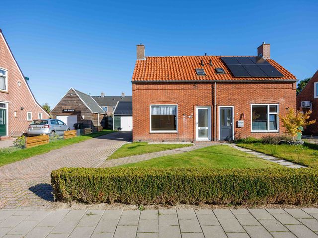 de Hoogte 11, Wagenborgen