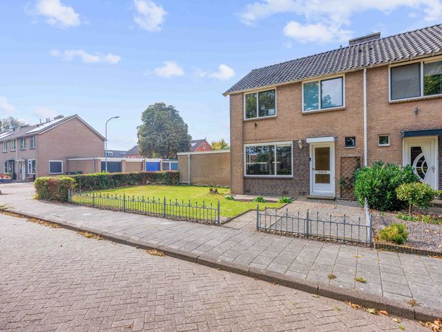 Multatulistraat 4, Winschoten