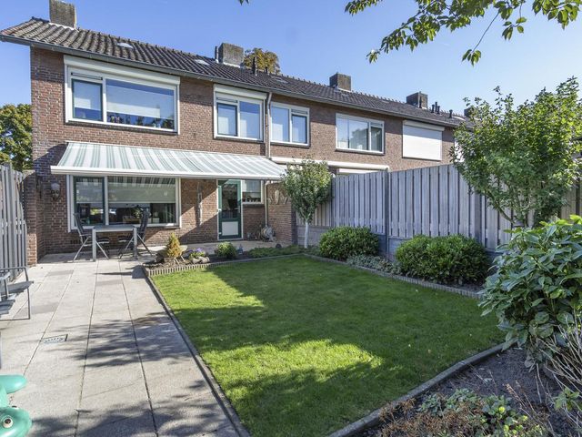 Schuttebeemd 48, Weert
