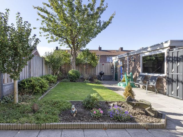 Schuttebeemd 48, Weert