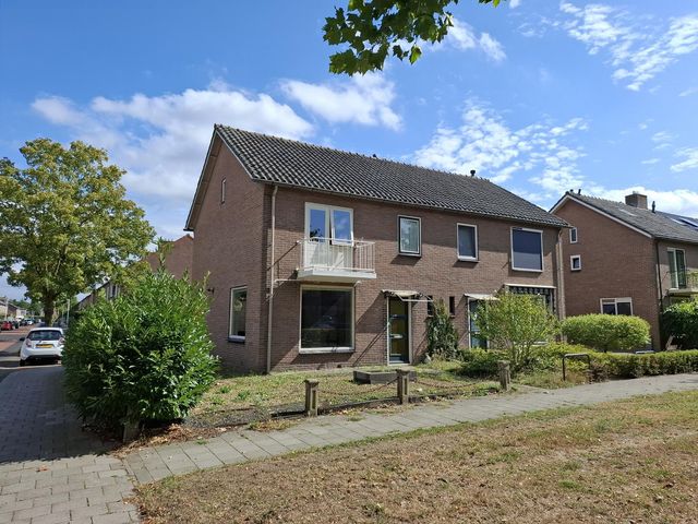 President Kennedystraat 12, Steenwijk