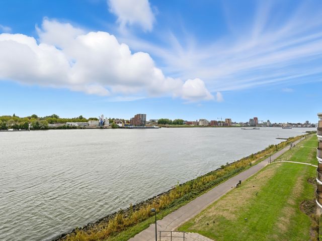 Pontonniersweg 438, Papendrecht