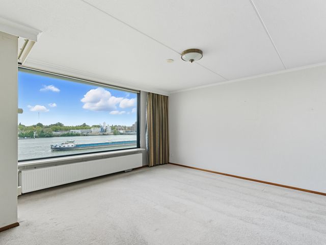 Pontonniersweg 438, Papendrecht