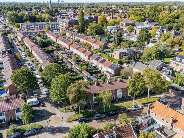 Tolstraat 18, Voorschoten
