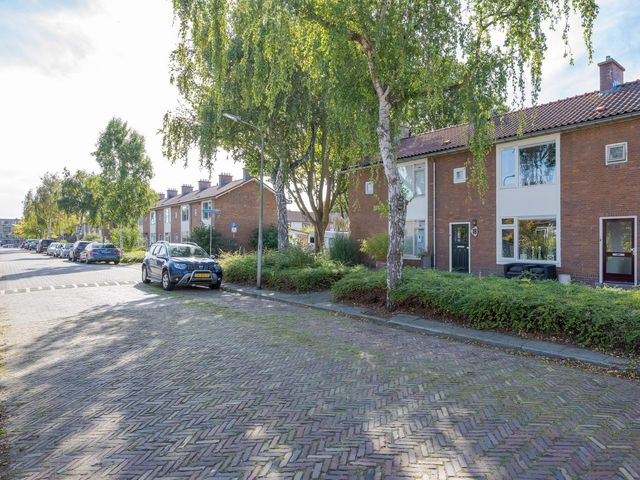 Tolstraat 18, Voorschoten