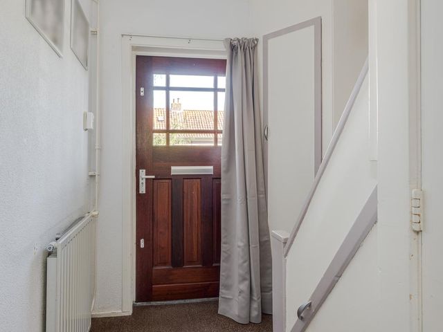 Tolstraat 18, Voorschoten