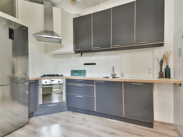 Johannes Camphuijsstraat 180, 'S-Gravenhage