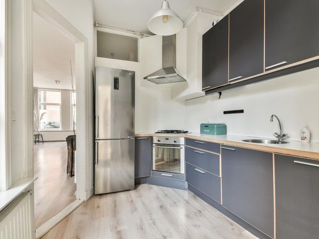 Johannes Camphuijsstraat 180, 'S-Gravenhage