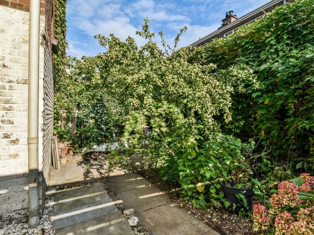 Johannes Camphuijsstraat 180, 'S-Gravenhage