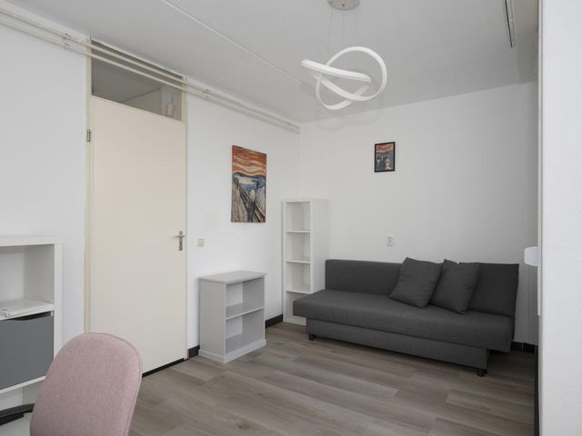 Jac Thijssedomein 8, Maastricht