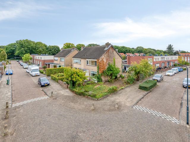 Sint Benedictusstraat 30, Oosterhout
