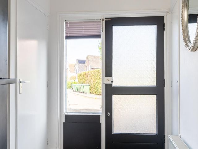Deken Maeslaan 3, Prinsenbeek