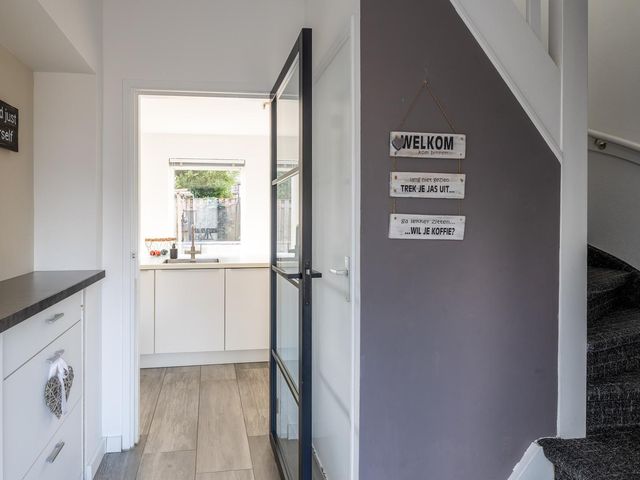 Deken Maeslaan 3, Prinsenbeek