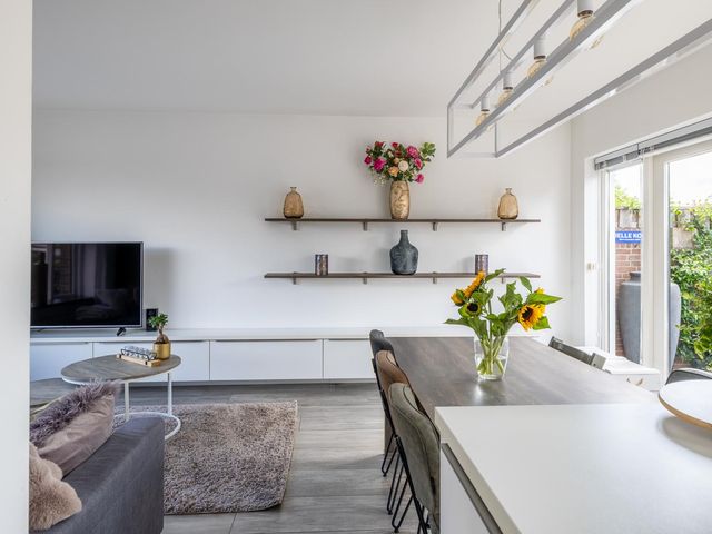 Deken Maeslaan 3, Prinsenbeek