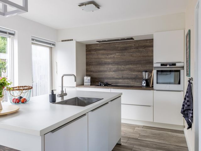 Deken Maeslaan 3, Prinsenbeek