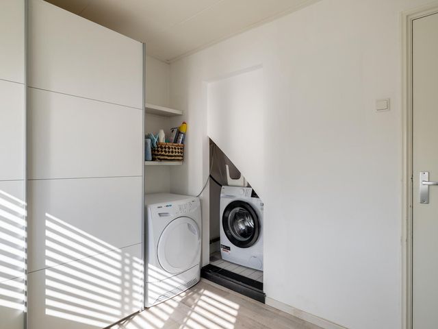 Deken Maeslaan 3, Prinsenbeek