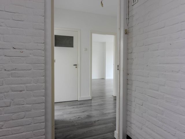 Narcissenstraat 17, Rozenburg