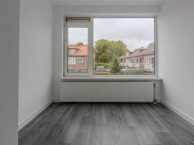 Narcissenstraat 17, Rozenburg