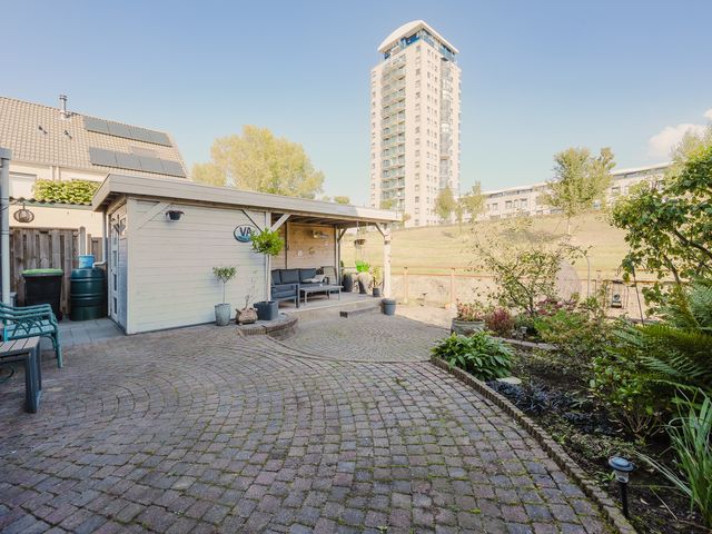 Nijlstraat 56, Spijkenisse