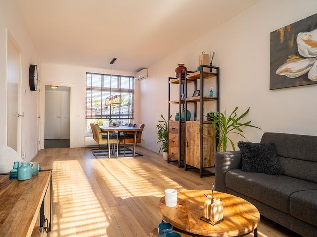 Wethouder Elhorststraat 10, Enschede