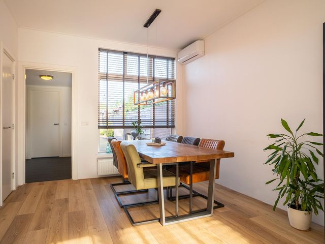 Wethouder Elhorststraat 10, Enschede