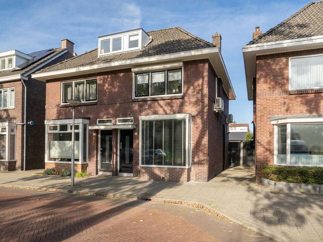 Wethouder Elhorststraat 10, Enschede