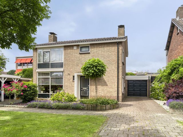 Wooldrikshoekweg 80, Enschede