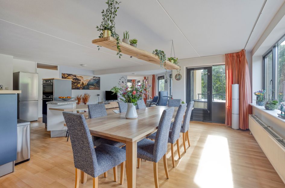 Mies Ruthplaats 22