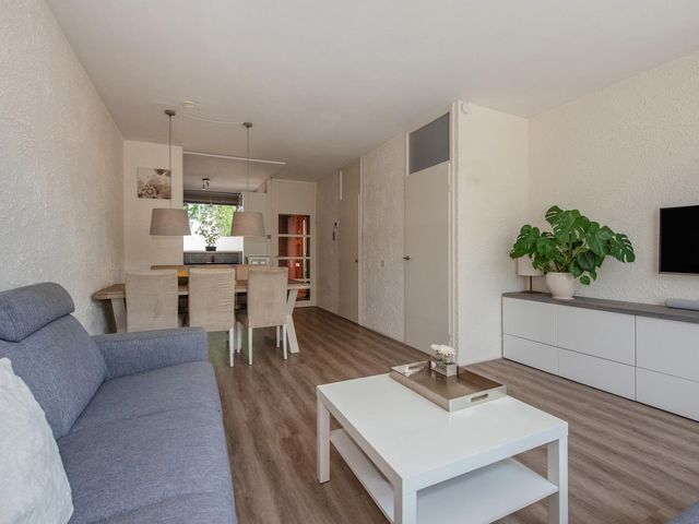 Esmoreitschouw 5, Zoetermeer