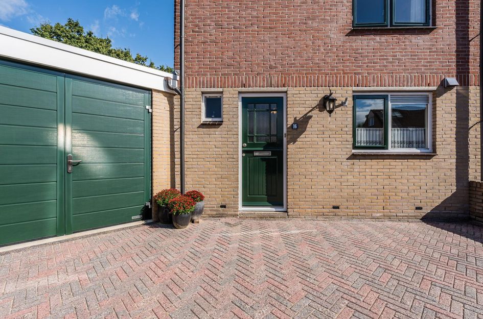 De Boeier 16