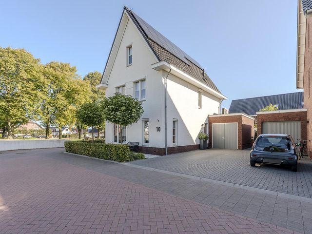 Menso Altinghof 10, Hoogeveen
