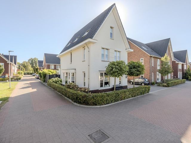 Menso Altinghof 10, Hoogeveen
