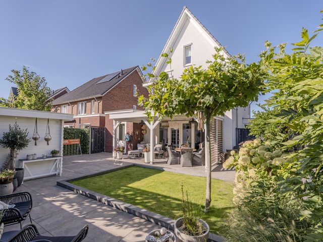 Menso Altinghof 10, Hoogeveen