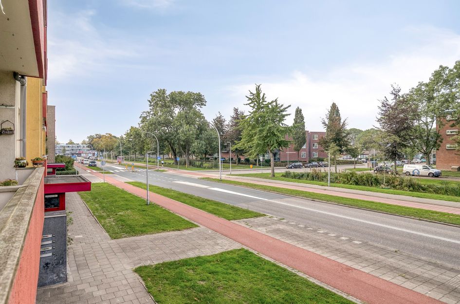 Admiraal De Ruyterweg 35