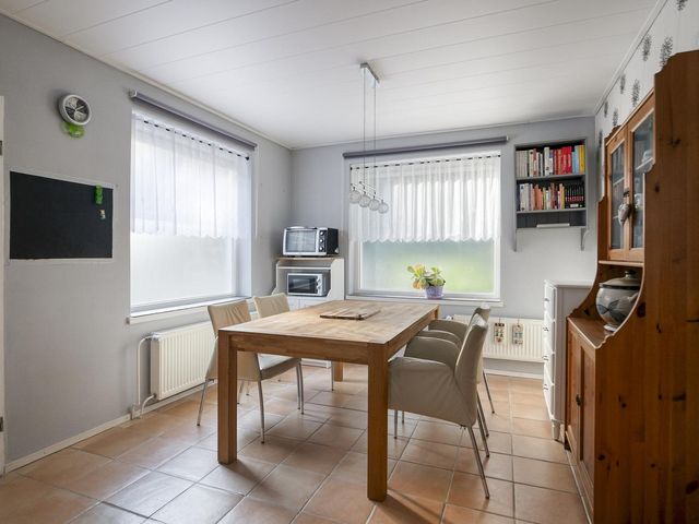 Hoek en Bosch 8, Kloosterzande