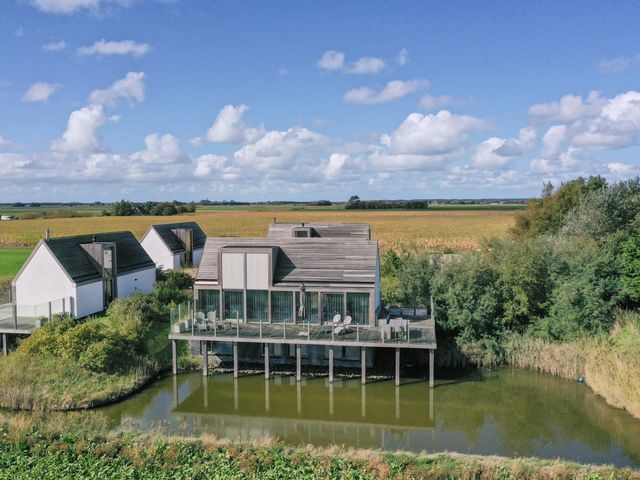 Pontweg 42, Den Hoorn