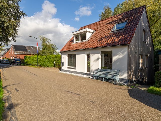 Dorpsstraat 60, Dussen