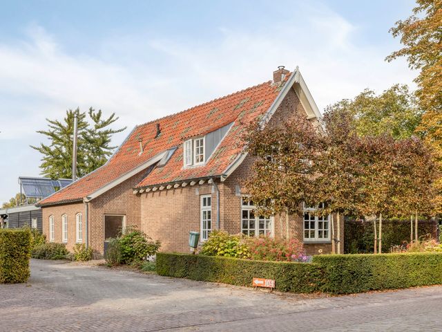 Haarsteegsestraat 102, Haarsteeg