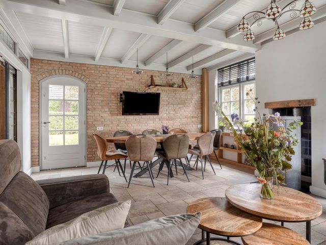 Haarsteegsestraat 102, Haarsteeg