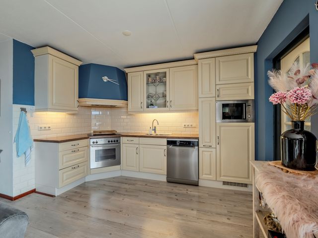 De Houtwal 6, Veendam