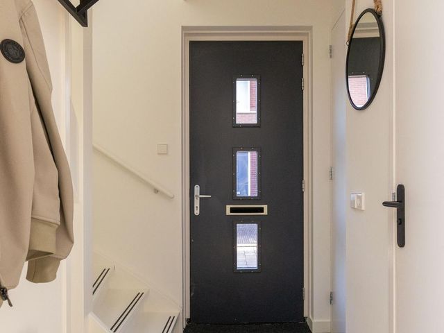 Adriaan Anthoniszstraat 28, Zwaag