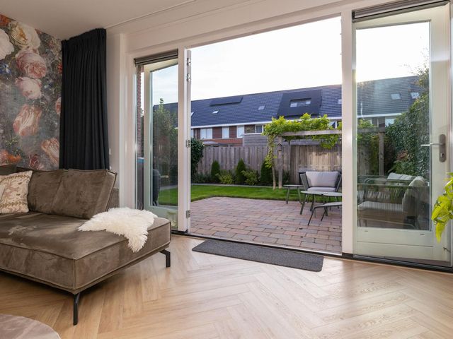 Adriaan Anthoniszstraat 28, Zwaag