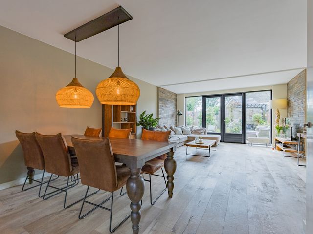 Witte Emille 8, Huissen