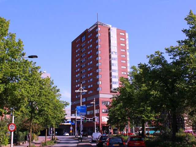 Bargelaan 100, Leiden