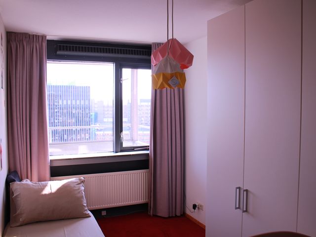 Bargelaan 100, Leiden