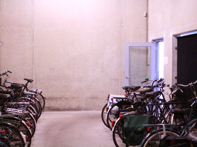 Bargelaan 100, Leiden