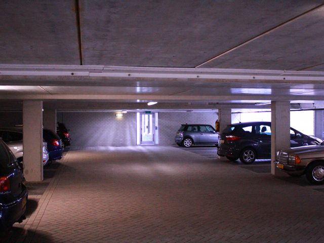 Bargelaan 100, Leiden