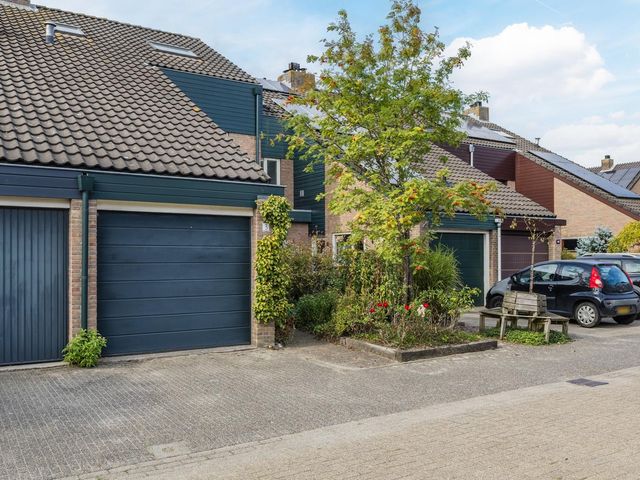 Van de Veldepad 3, Oud-Beijerland