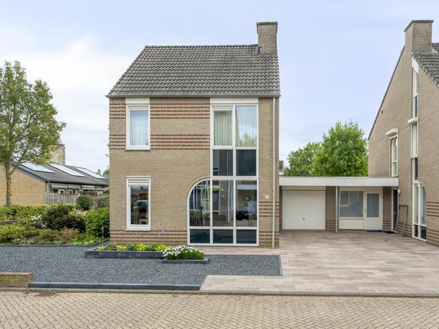 Halfeweg 16, Nieuwstadt